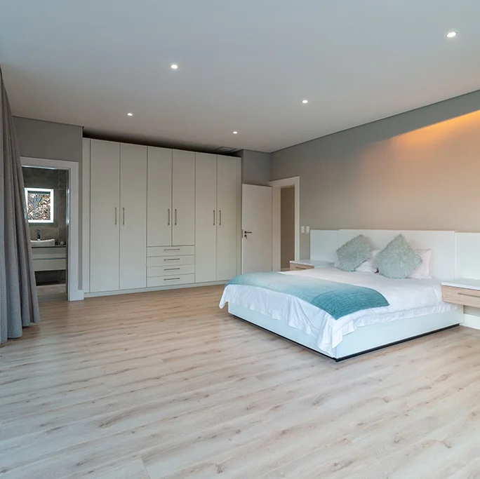 Laminate Flooring - Inovar Pretoria