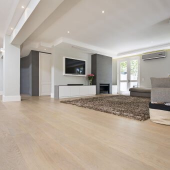 Woodline classic unfinished oak, finished with Oleum in colour wheat.
